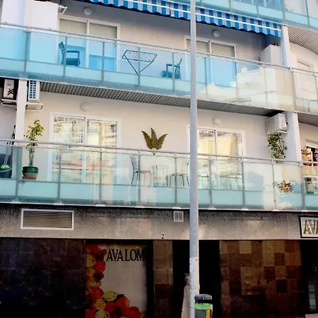 In Center 托雷莫利诺斯